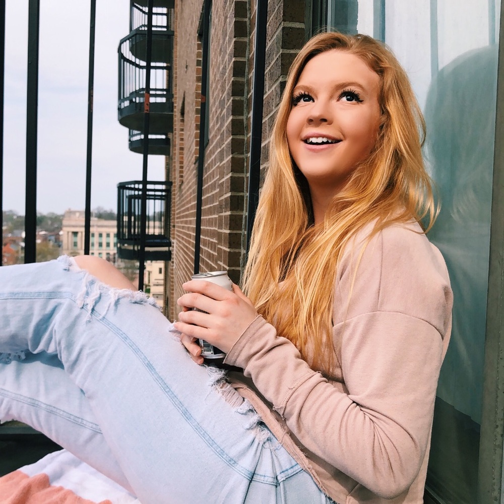 Meet your Posher, Mary rose